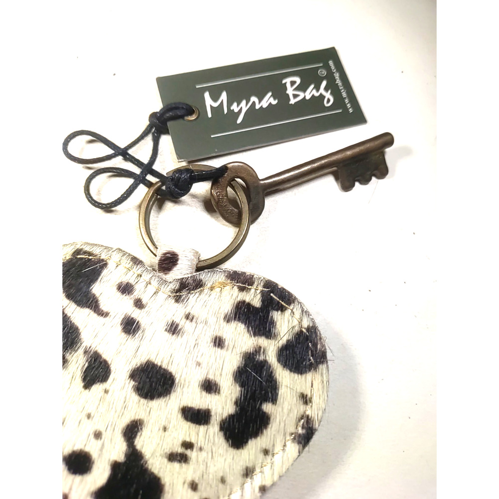 Myra Bag Dalmatian Print Heart Keychain With Skeleton Key - Picture 4 of 5